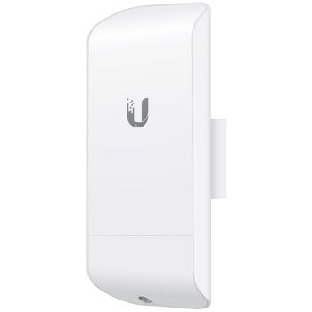 Мрежова точка за достъп UBIQUITI airMAX NanoStation M2 loco; 2.4 GHz frequency band; Plug-and-play integration with airMAX antennas; 150+ Mbps, range 5+ km, 8.5 dBi.